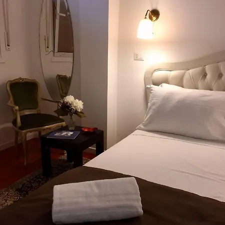Apartment 996 *
